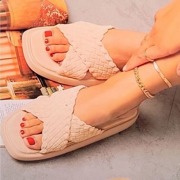 BRAND NEW WELLS COMFORT BACKLESS OPEN TOE PLASFORM SANDAL - Picture 1 of 16